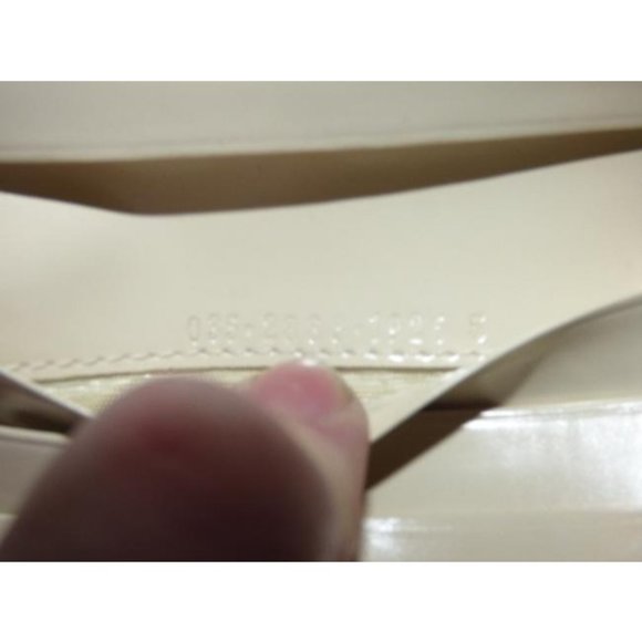 Gucci Ivory Patent Leather Tom Ford Era Tri Fold Wallet - Picture 6 of 10